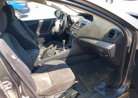 2010 Mazda Mazda3 I Touring из США, поврежденный, VIN JM1BL1SG9A1325421